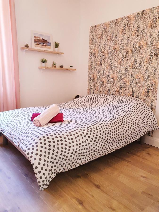 Studio Renove De 20 M2 Pour Deux Personnes Appartement Blaye-Les-Mines Buitenkant foto